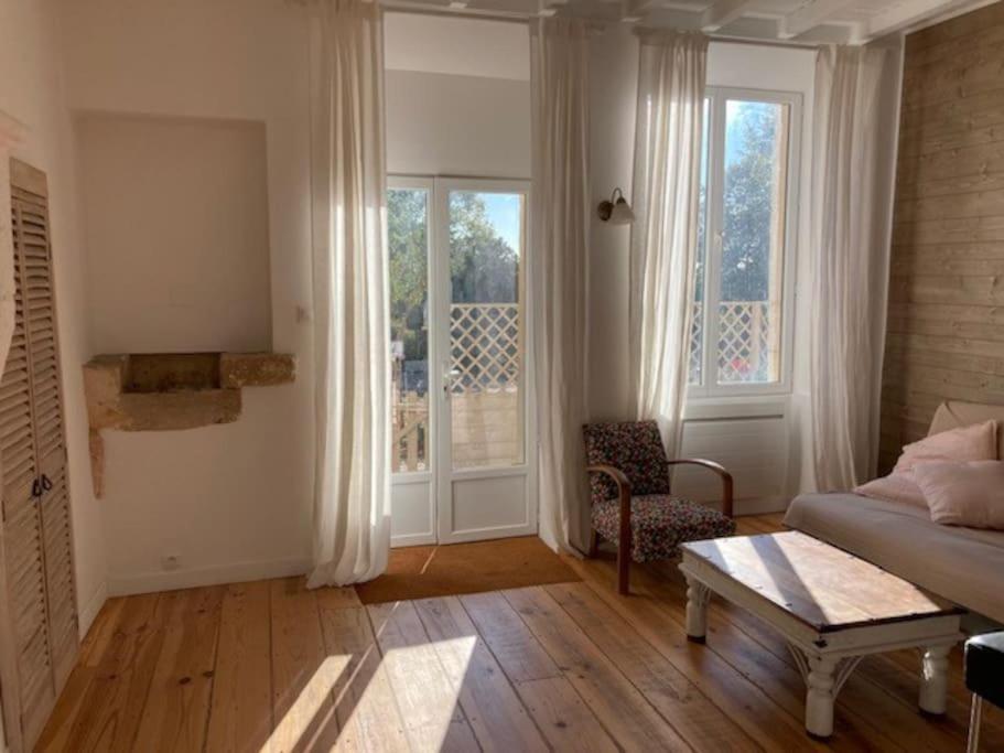 Beau Gite Dans Domaine Viticole & Arboricole Cursan Dış mekan fotoğraf